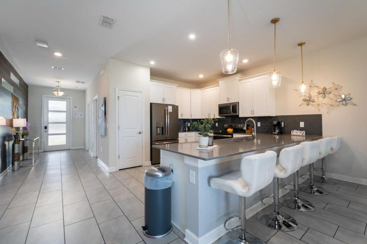 Charming 9Br Villa W Theme & Game Rooms By Disney Kissimmee Exteriör bild