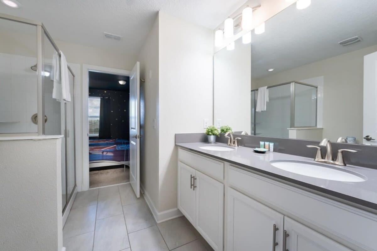 Charming 9Br Villa W Theme & Game Rooms By Disney Kissimmee Exteriör bild